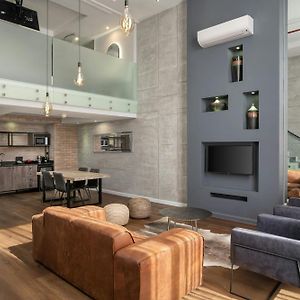 Loft met een Slaapkamer